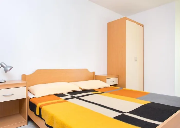 Daire Mrakovcic4 By Interhome *